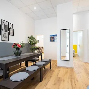 Apartment Big Central Near Rotkreuzplatz With 3 Bedroom For 12 Pax Munich